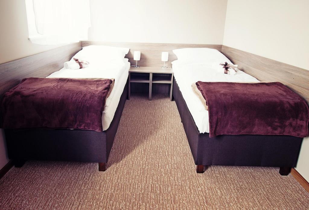 Hotel Makara à Katowice Chambre photo