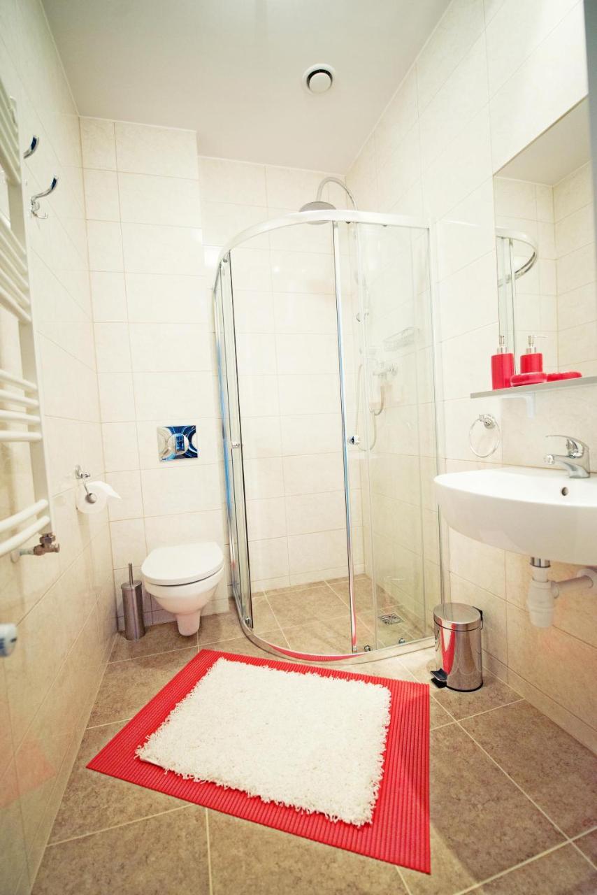 Hotel Makara à Katowice Extérieur photo